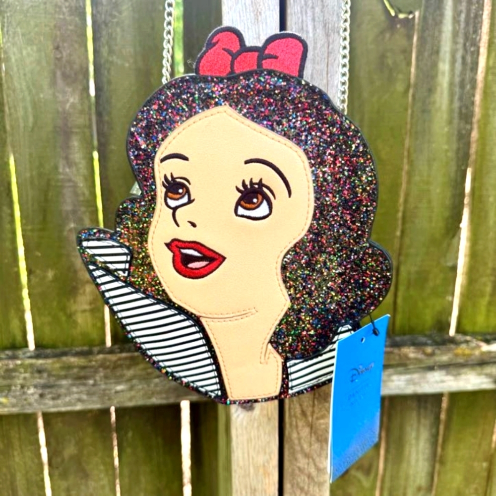 Disney Danielle Nicole Snow White Crossbody Bag